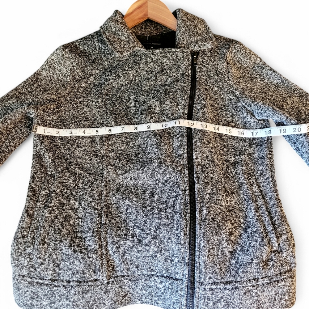 Women's Banana Republic Asymmetrical Zip Blazer Light Sweater Jacket Medium - Picture 6 of 7